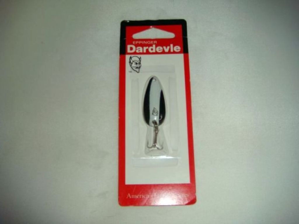 Milfs who love to deepthroat Daredevil midget spoon lure