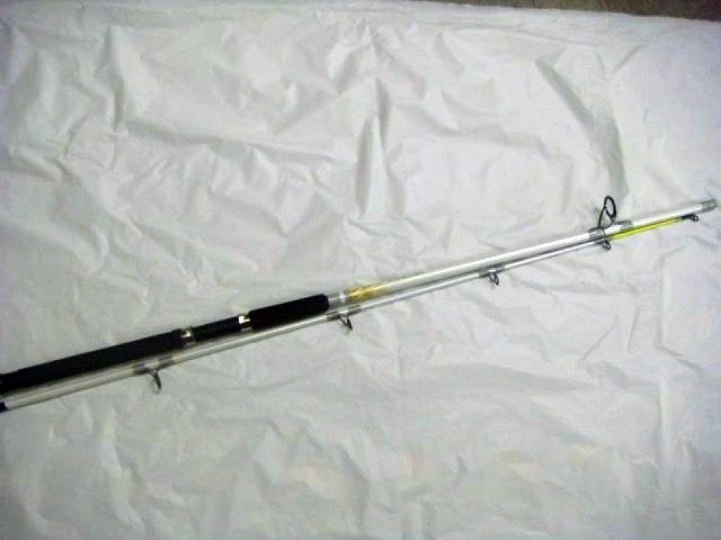 South Bend Mudville Catmaster CF376 8' Med/Hvy 1430lb 2 Pc Fishing Rods All Rods