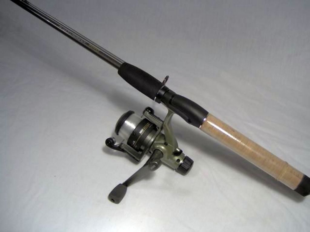 Quantum Hypercast\ II\ 6\&\39\;6\"2\ pc\.\ Rod\ w\/\ Quantum\ SE4